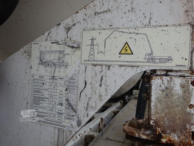 Автобетононасос SCANIA PUMI CIFA 32 Meter  4 Knick * Betonpumpe