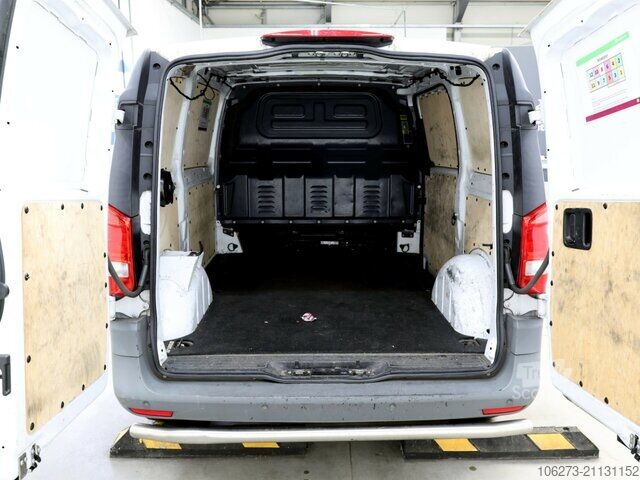 Customized van Mercedes-Benz Vito114 KA Kompakt ,Klima,Kamera,Tempomat