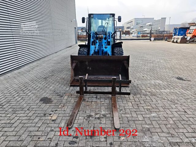 погрузчик Caterpillar 906 M Bucket + Forks!