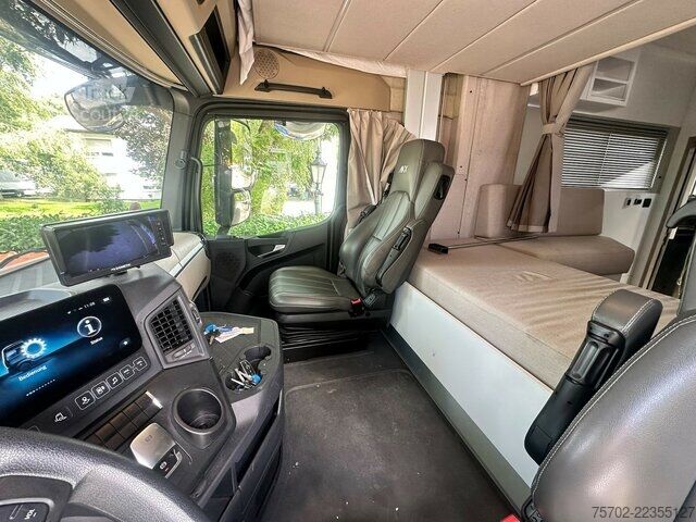 فان Mercedes-Benz Actros 2651 STX AKX 9 Pferde Automatik, WoMo