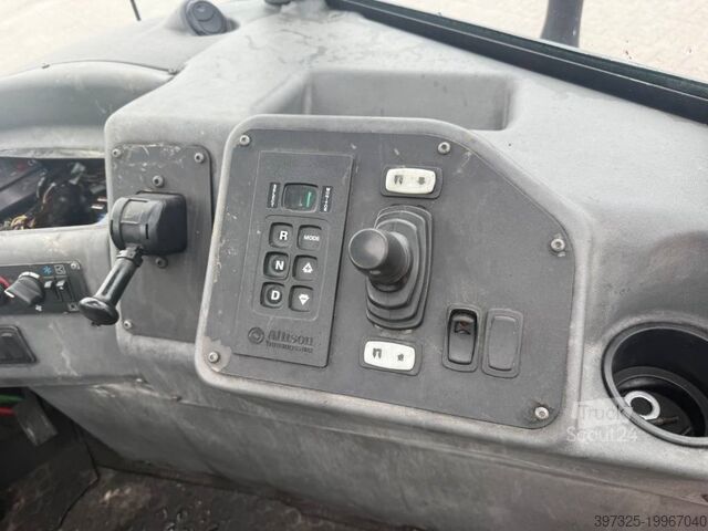 Standard-SZM Kalmar Terminal tractor / Terminal-Zugmaschine /