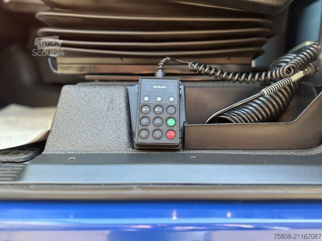 Camión con caja móvil MAN TGX 26.460 6X2  BDF Intarder ACC 1180L ACC Lenk