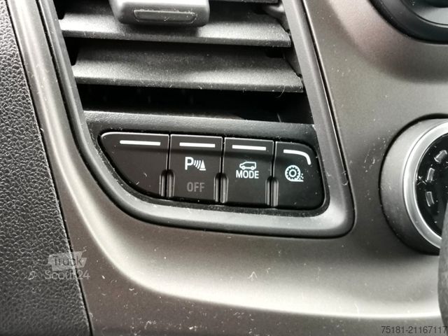 Minibús FORD Transit Custom AT/ 96KW L2H1/ 9 SITZE/ KLIMA