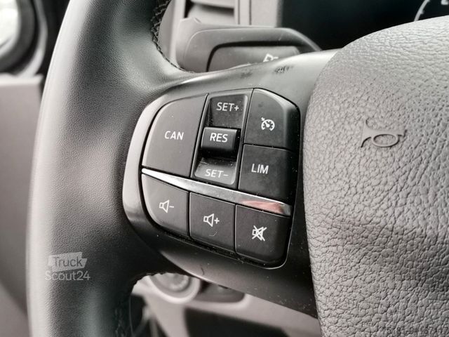 Minibús FORD Transit Custom AT/ 96KW L2H1/ 9 SITZE/ KLIMA