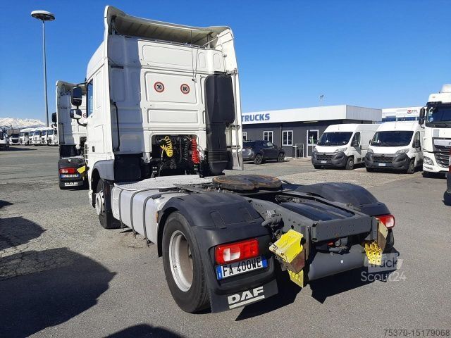 Τυπική μονάδα τράκτορα DAF XF460