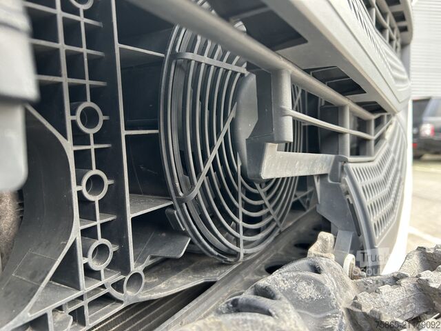 MTS standard Mercedes-Benz Actros 1842 Streamspace / 574 dkm / Tacho V2 / ...