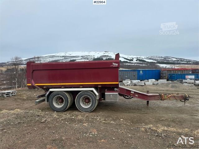   Elbo 2 axle dump trailer w/ remote control – just