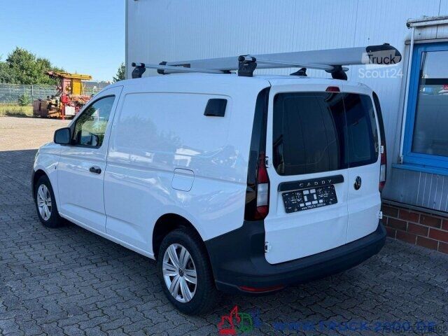 Furgoneta Volkswagen Caddy Cargo 2.0 TDI Klima Navi Rohrbox NUR 70TKM
