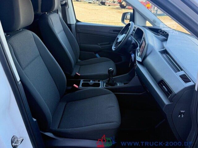 Furgoneta Volkswagen Caddy Cargo 2.0 TDI Klima Navi Rohrbox NUR 70TKM