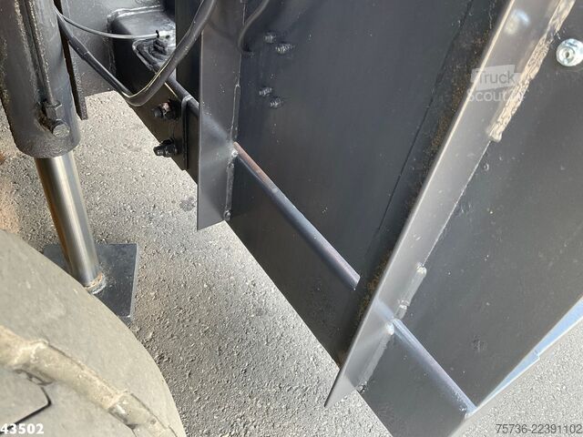 Vehicul de aspirație DAF FAX 85 CF 340 Droge stoffen blaas installatie J...