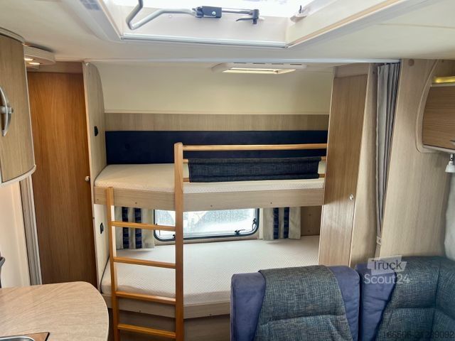 Caravan BÜRSTNER 550 TKM Etagen Vorzelt Mover Festbett Dusche