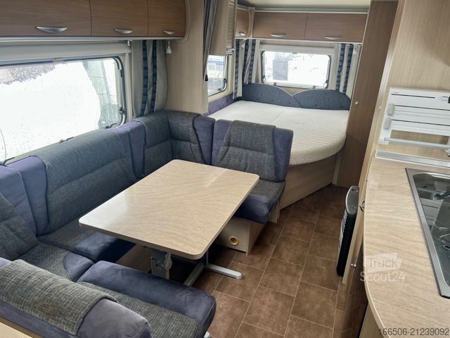 Caravan BÜRSTNER 550 TKM Etagen Vorzelt Mover Festbett Dusche