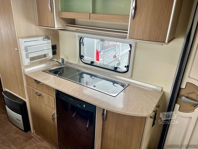 Caravan BÜRSTNER 550 TKM Etagen Vorzelt Mover Festbett Dusche