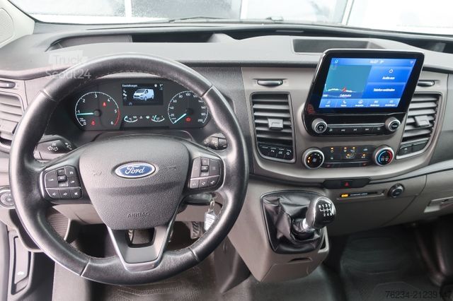 Slēgtais furgons FORD Transit Custom 2,0 TDCI 3-Sitzer L2 Top Regale