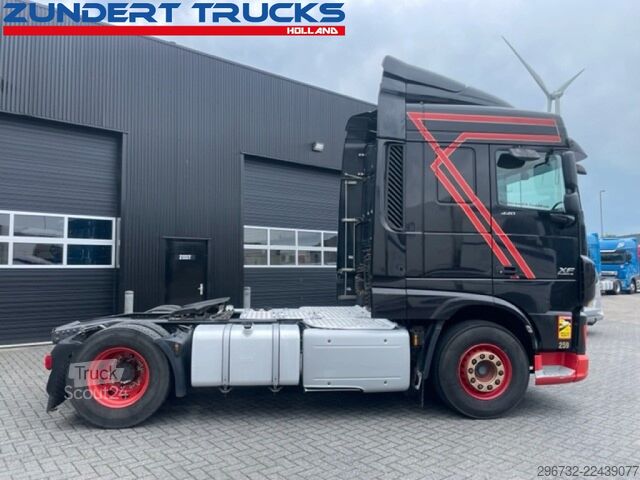Standard-SZM DAF XF440 SPACECAB