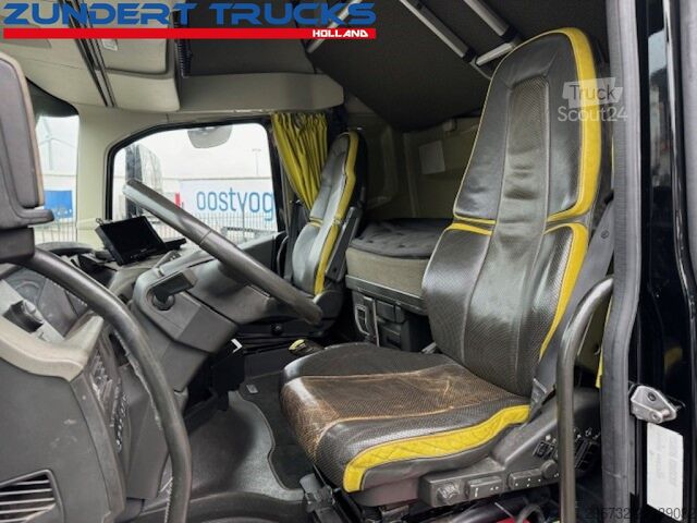 Carico pesante Volvo FH16-750 GLOBETROTTER, 8x4
