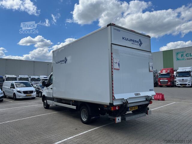 Resväska Mercedes-Benz Sprinter 515 1.9 CDI / Box 4.4 mtr / Laadklep /...