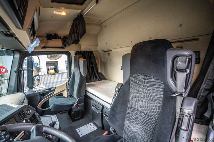 Standard tractor MERCEDES ACTROS 1846+ADR