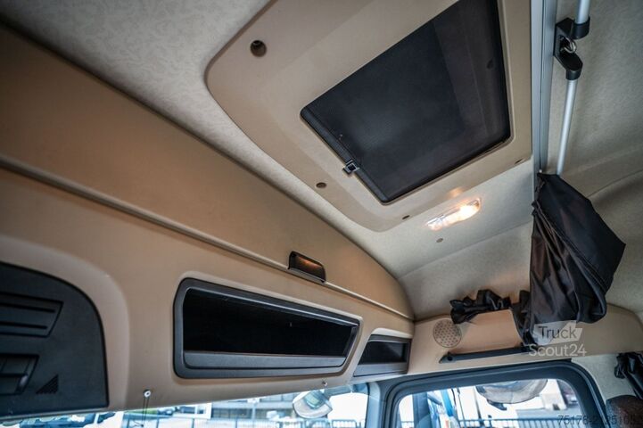 Standard tractor MERCEDES ACTROS 1846+ADR