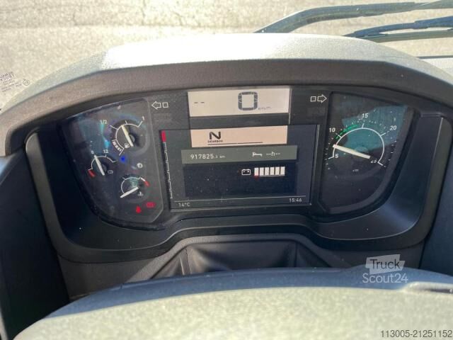 Standaard trekker Renault T 460