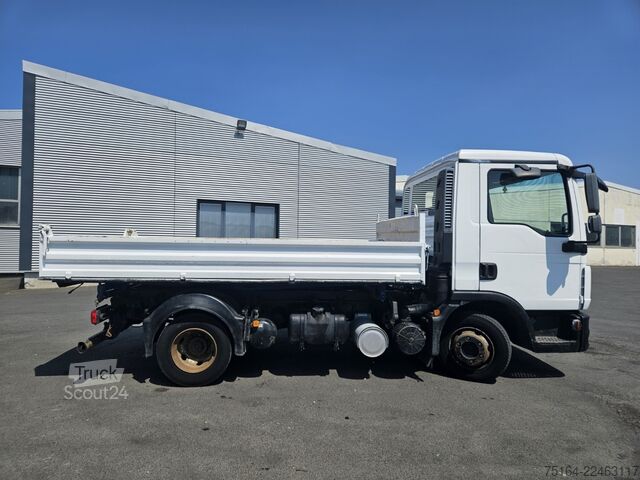 Benă basculantă trilaterală MAN TGL 8.220 4x2 BB
