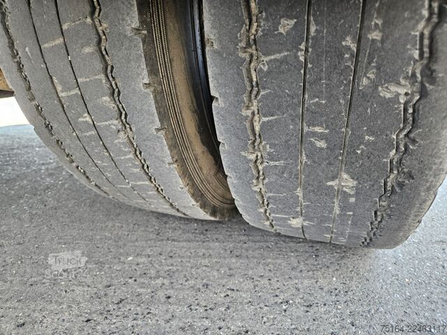 Benă basculantă trilaterală MAN TGL 8.220 4x2 BB