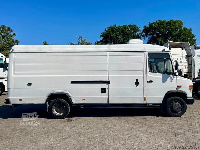 Fourgon tôlé Mercedes-Benz Vario 812 D manual pomp, cooler THERMOKING