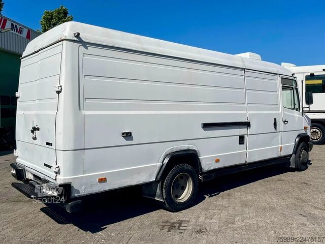 Fourgon tôlé Mercedes-Benz Vario 812 D manual pomp, cooler THERMOKING