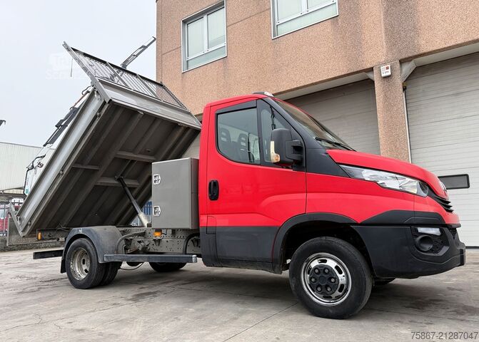 Camión volquete Iveco DAILY 35C12