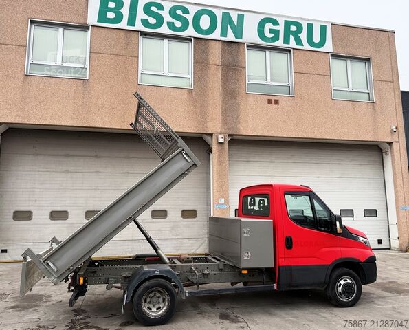 Camión volquete Iveco DAILY 35C12