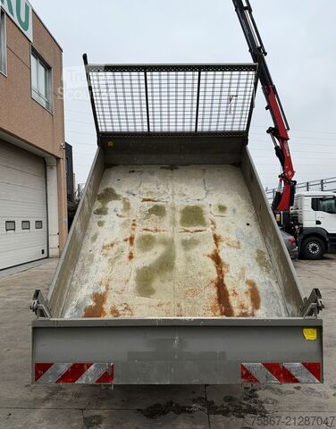 Camión volquete Iveco DAILY 35C12