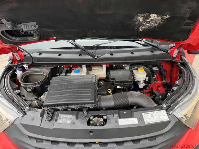 Camión volquete Iveco DAILY 35C12