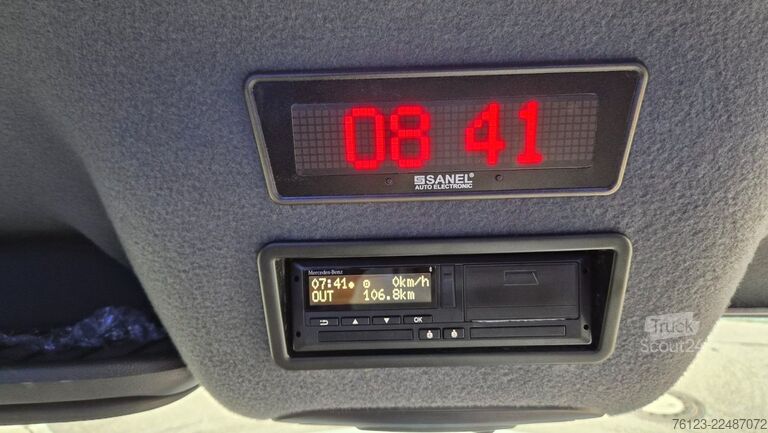 Minibüs MERCEDES-BENZ Sprinter 420 Elektro bis zu 19 Schlafsessel