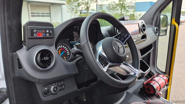 Minibüs MERCEDES-BENZ Sprinter 420 Elektro bis zu 19 Schlafsessel
