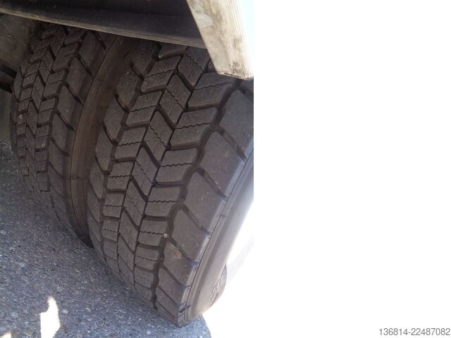 Içecek kamyonu MERCEDES-BENZ Actros 2542 L 7,3 M Schwenkwand LBW Heizung