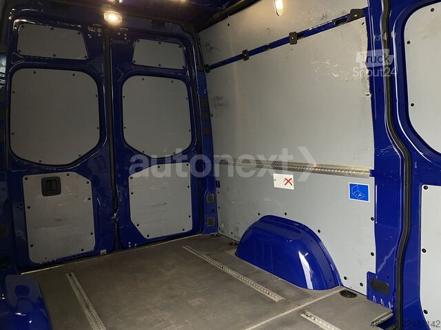 Komercijalno vozilo sa visokim krovom MERCEDES-BENZ Sprinter 317 *2x SCHIEBETÜR* AHK 2,8t+KAMERA+NAV