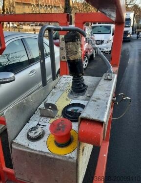 Selbstfahrende Arbeitsbühne Skyjack SJ 12 Elektro 5,65 m