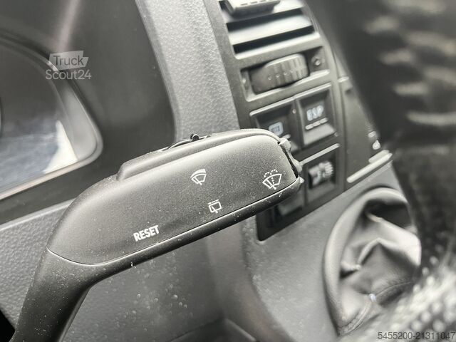 Break cu acoperiș înalt VW Transporter 2.5 TDI DC Invalide vervoer Caravel...