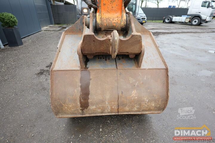 Gravemaskine Hitachi ZX 225 USLC-3 Triple giek - tandenbak - Oilquic...