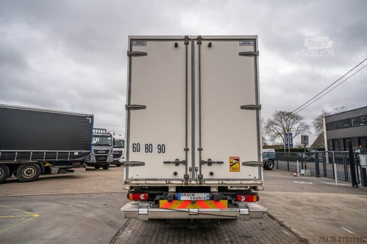 Valise RENAULT D14 250 + DHOLLANDIA