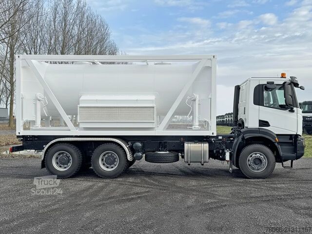 Cisterna Iveco T-Way AD380T43H AT Water Tank Truck (12 units)