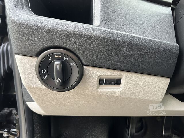 Hochdachkombi Volkswagen Transporter 2.0 TDI L2H1 DC 150pk Airco Cruise ...
