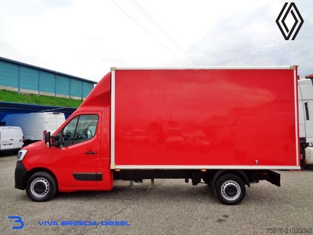 Wagon à caisse longue Renault Master