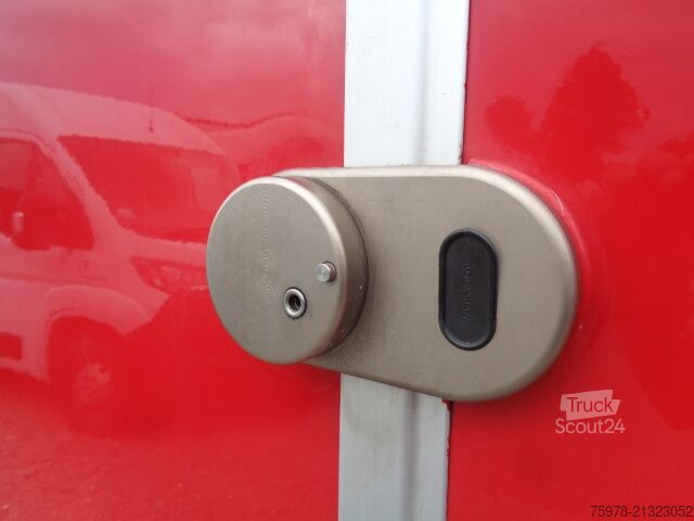 Fourgon surélevé Renault Master