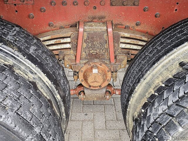 Sklápač MERCEDES-BENZ 3335 K 8X4 FULL STEEL MAN.