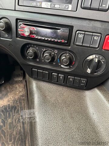 Chassis met cabine DAF CF 290 6 x 2 Liftas Stuuras