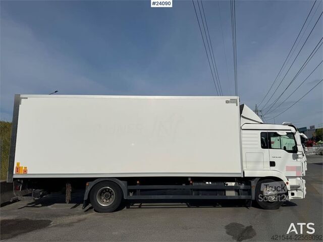 Matkalaukku MAN TGM 18.290 4x2 Box Truck WATCH VIDEO