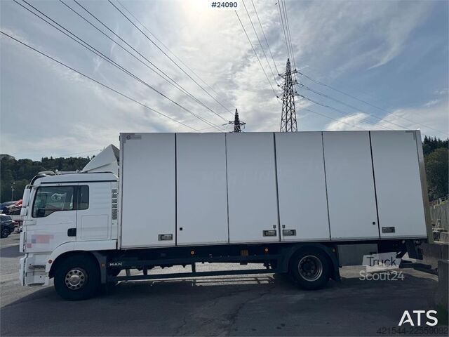 Matkalaukku MAN TGM 18.290 4x2 Box Truck WATCH VIDEO
