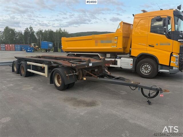 Транспорт на контейнери  Hoffermann 3 axle container trailer