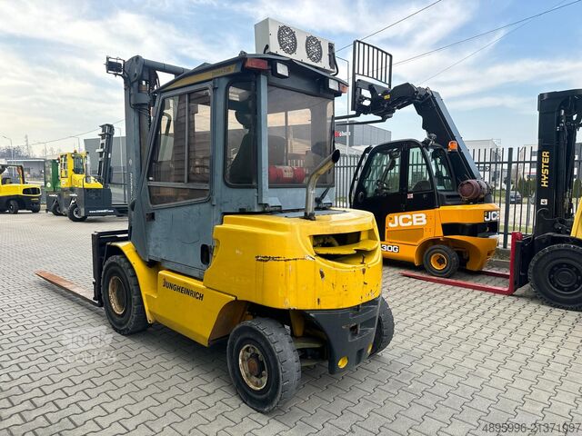 Stivuitor cu 4 roti Jungheinrich DFG45/Positioner+sideshift/Air condition